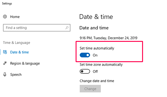 Настройки даты и времени включены для автоматической синхронизации